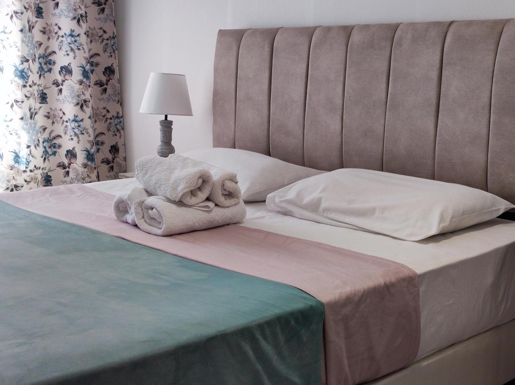Friendly Guest House Kutaisi Bagian luar foto